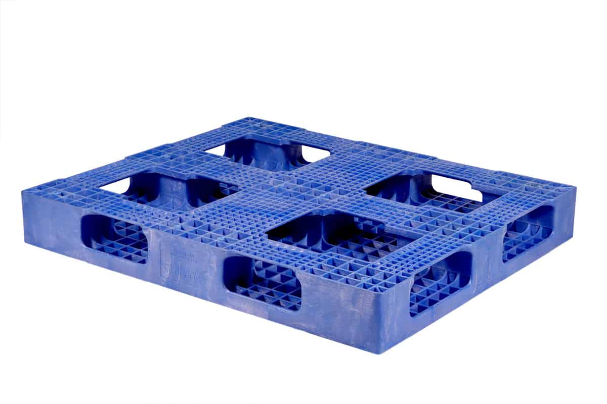 Bottom of Victory 48x40 Plastic Pallet in Blue